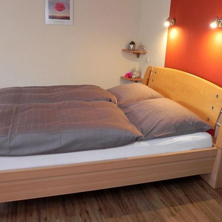 Ferienwohnung Tilli Целль-ан-дер-Мозель Экстерьер фото