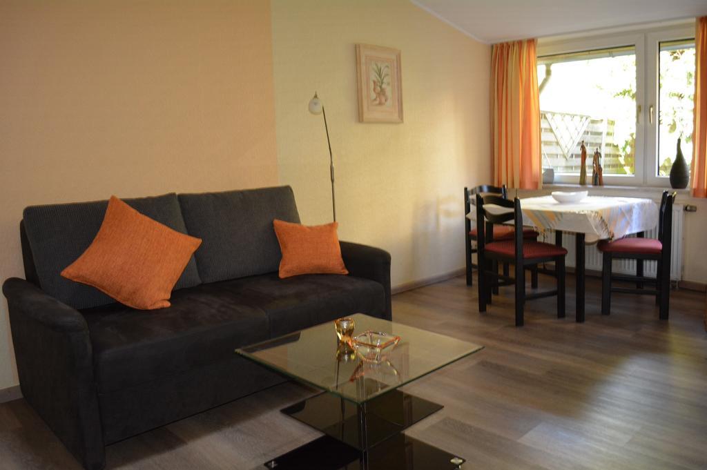 Ferienwohnung Tilli Целль-ан-дер-Мозель Экстерьер фото